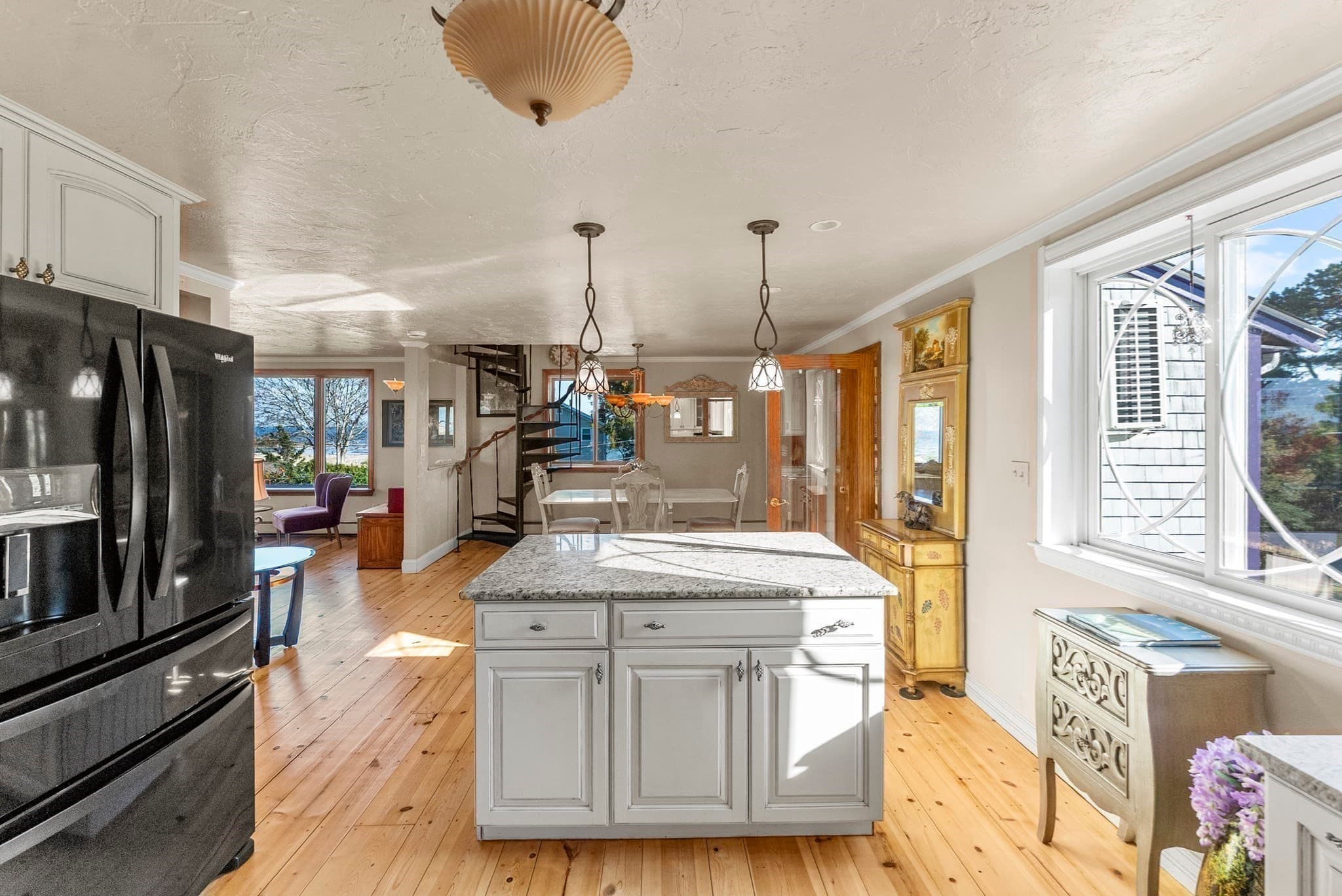 Single Family Residence at 92 Lookout Point Rd, Plymouth MA 02360, photo 20 of 42