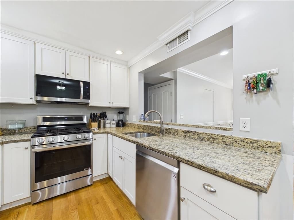 153 Sumner St # 1, Quincy MA 02169 photo 9