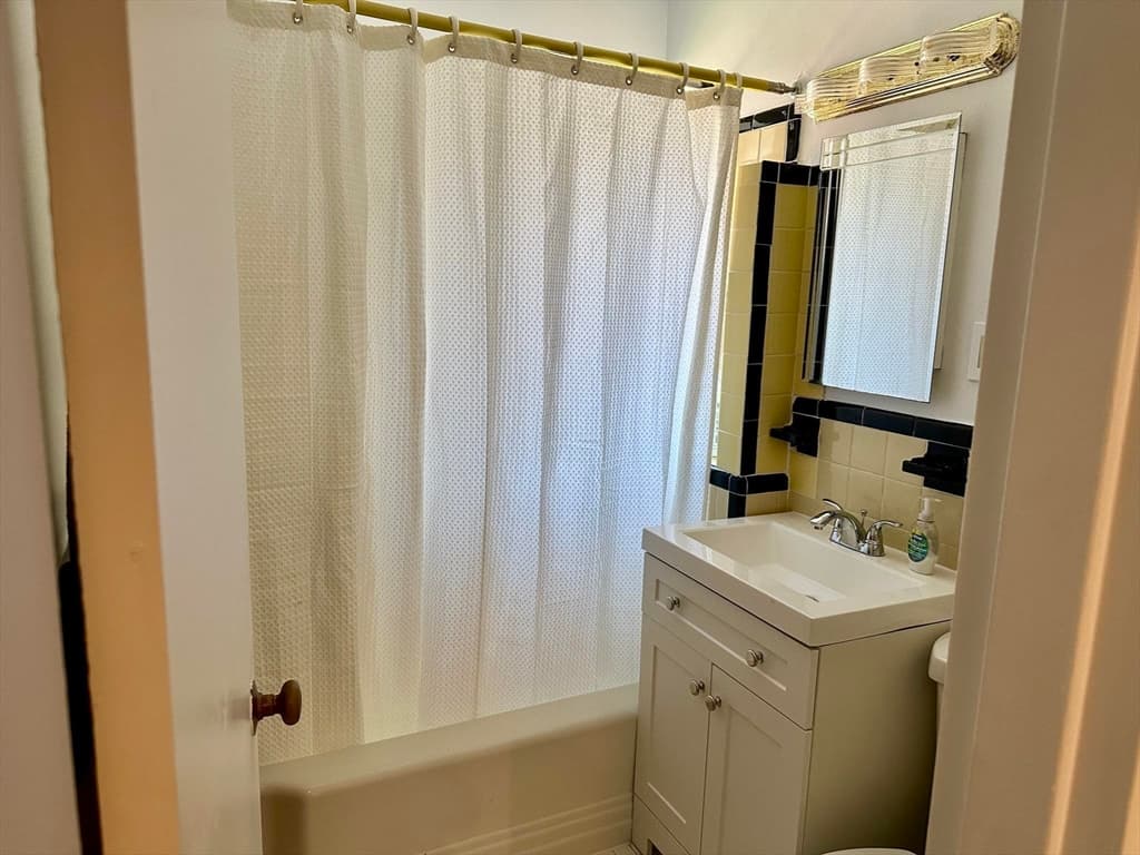 Condominium at 75 Strathmore Rd # 6, Boston MA 02135, photo 7 of 9