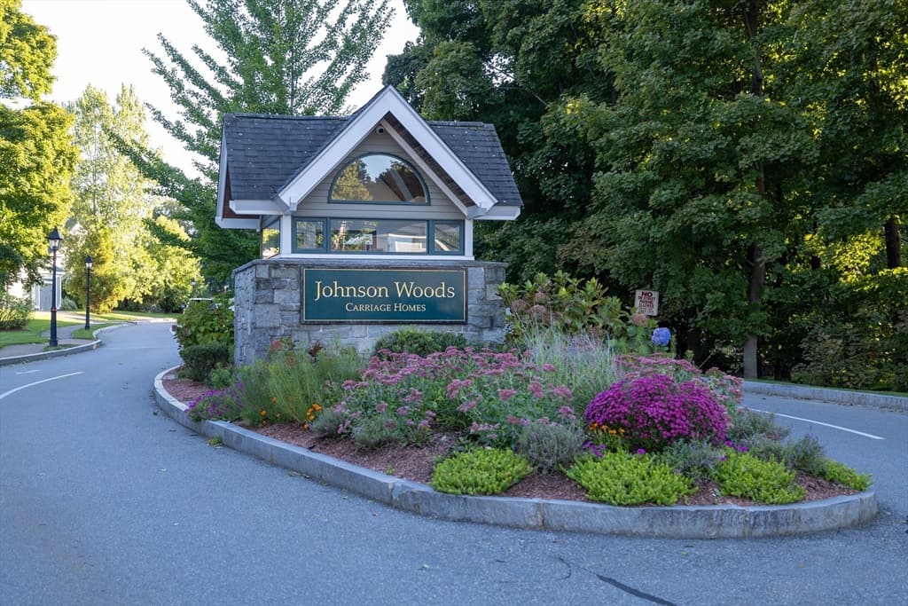 Condominium at 18 Talbot Lane # 18, Reading MA 01867, Reading