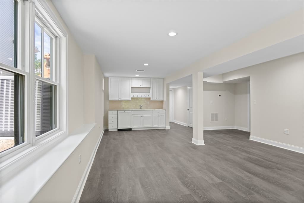 Condominium at 18 Talbot Lane # 18, Reading MA 01867, Reading, photo 29 of 33