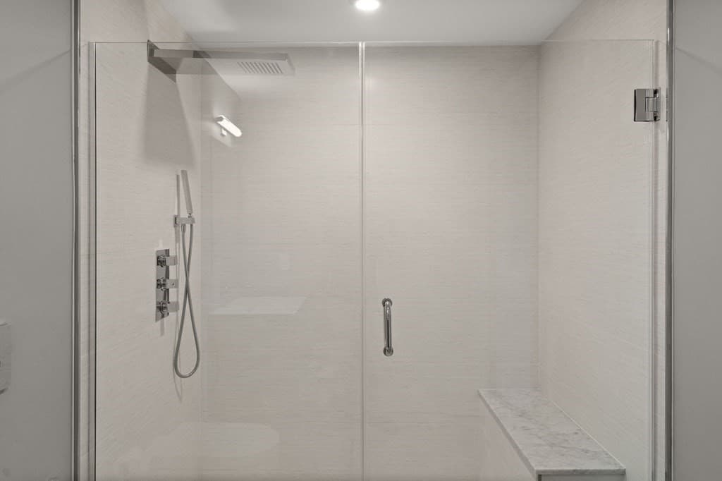 Condominium at 410 W Broadway # 305, Boston MA 02127, Boston, photo 16 of 21