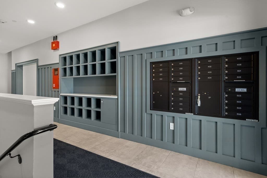 Condominium at 410 W Broadway # 305, Boston MA 02127, Boston, photo 19 of 21