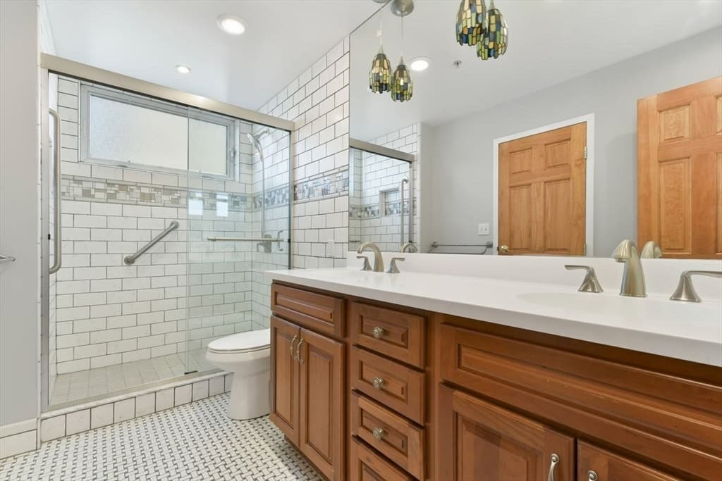 6 Canal Park # 605, Cambridge MA 02141 photo 17