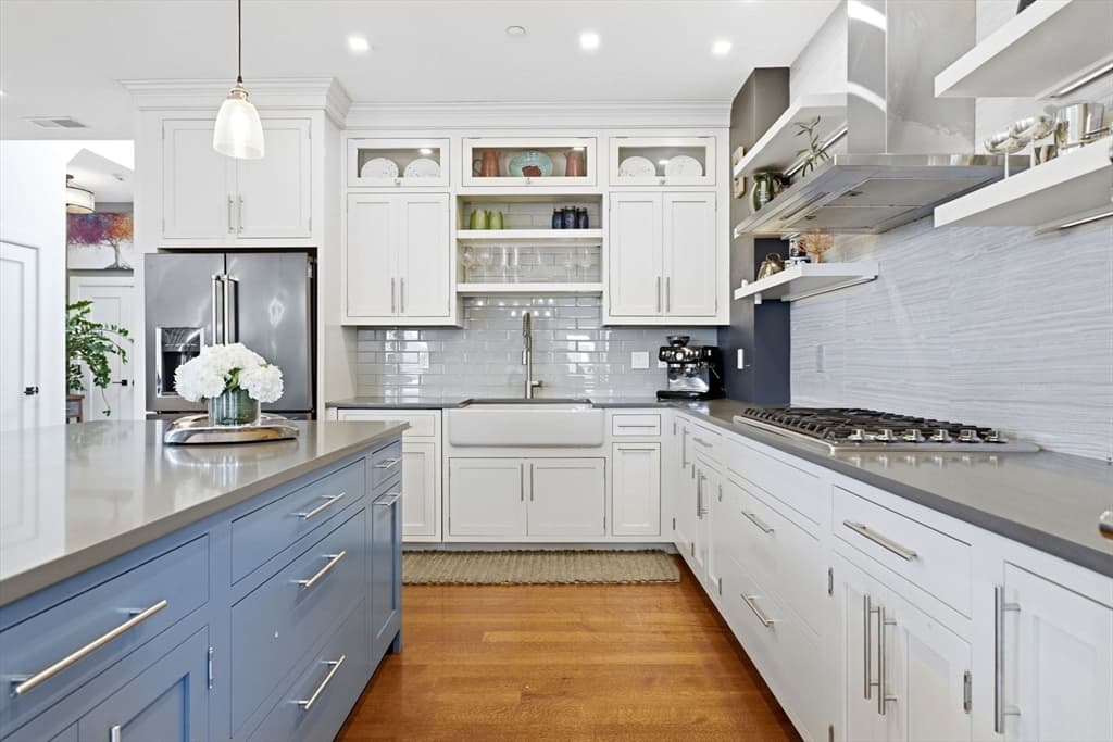 Condominium at 284 Bunker Hill St # 5, Boston MA 02129, Boston, photo 7 of 28