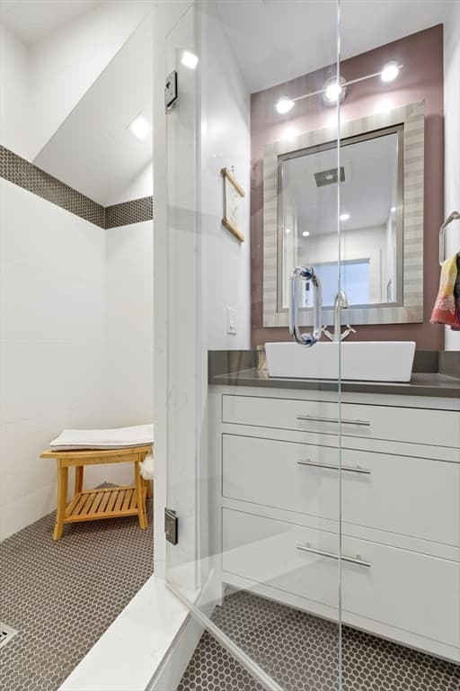 Condominium at 284 Bunker Hill St # 5, Boston MA 02129, Boston, photo 24 of 28