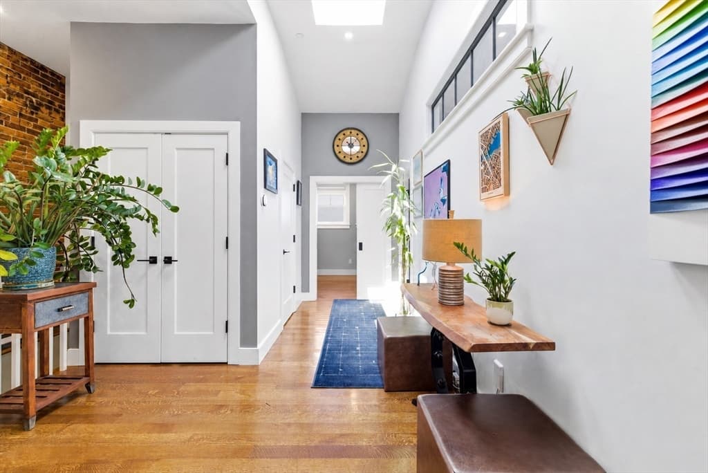 Condominium at 284 Bunker Hill St # 5, Boston MA 02129, Boston, photo 4 of 28