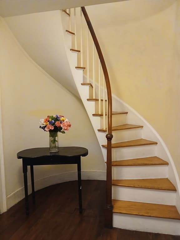 Single Family Residence at 16 Middle St, Fairhaven MA 02719, photo 23 of 34