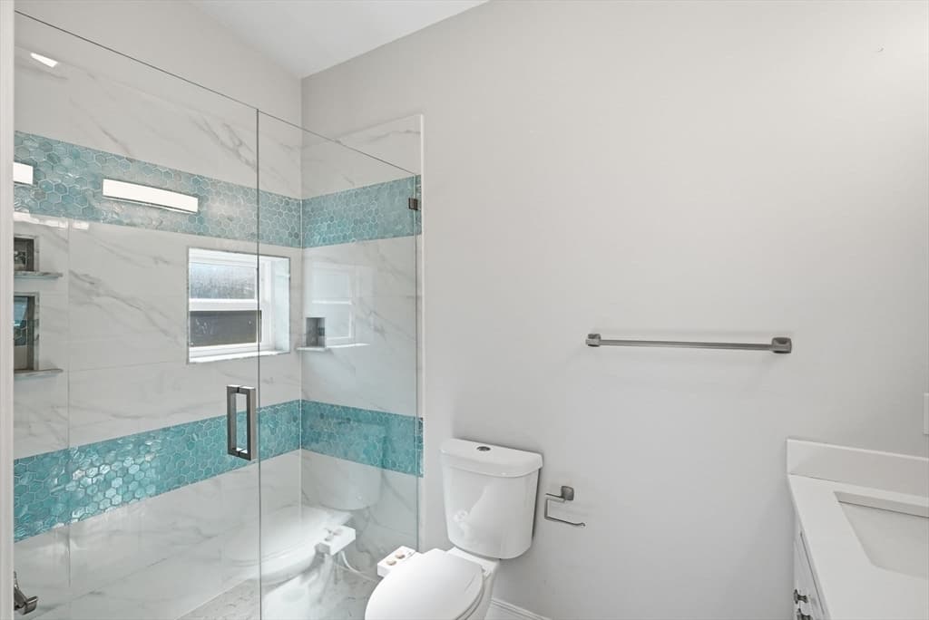 Condominium at 34 Underhill St # 4, Winthrop MA 02152, Winthrop, photo 13 of 17