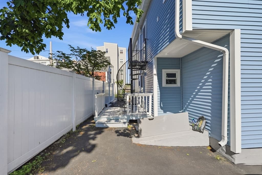 Condominium at 34 Underhill St # 4, Winthrop MA 02152, Winthrop, photo 17 of 17