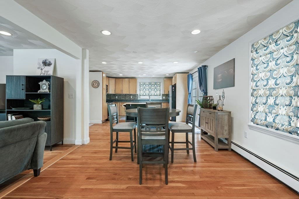Single Family Residence at 17 Juliette St, Andover MA 01810, Andover, photo 8 of 29