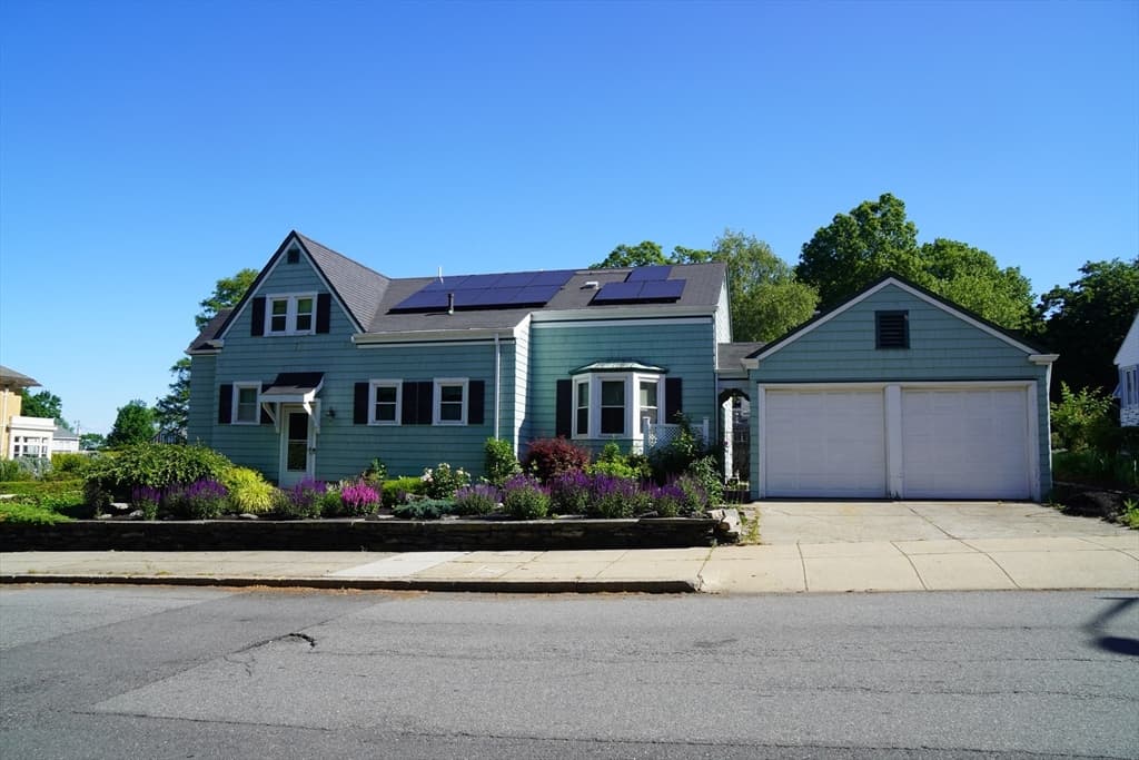 485 Rock Street, Fall River MA 02720 photo 3