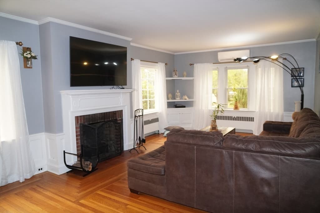 485 Rock Street, Fall River MA 02720 photo 11