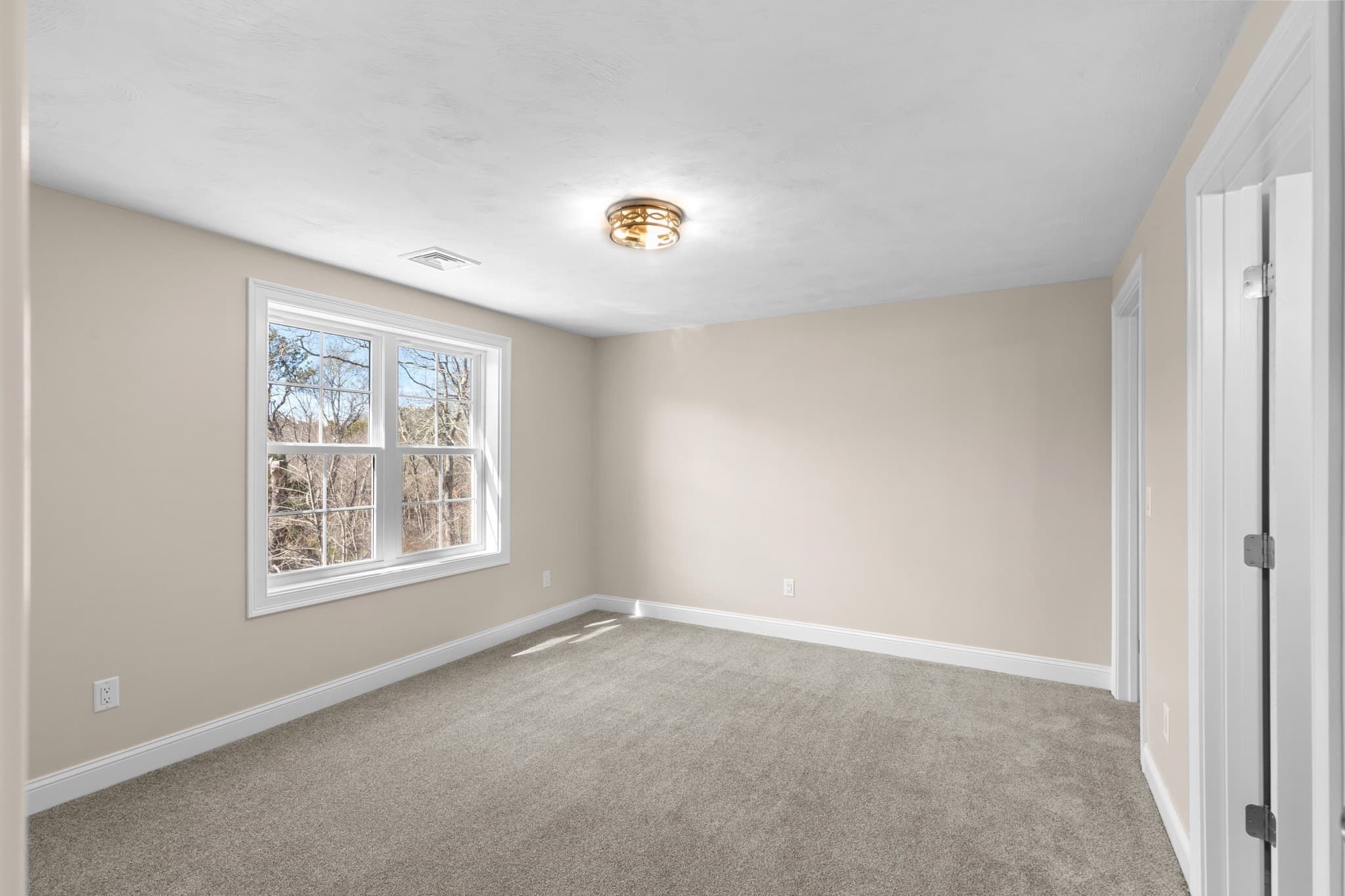 Single Family Residence at 1234 State Rd # 5, Plymouth MA 02360, photo 26 of 37
