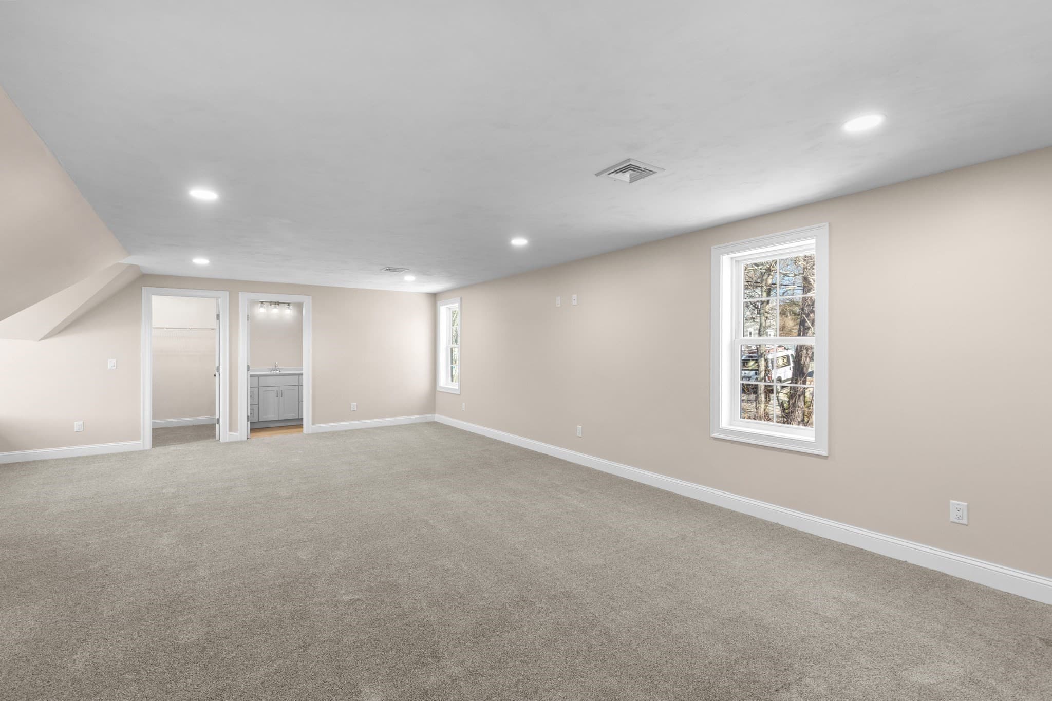 Single Family Residence at 1234 State Rd # 5, Plymouth MA 02360, photo 34 of 37
