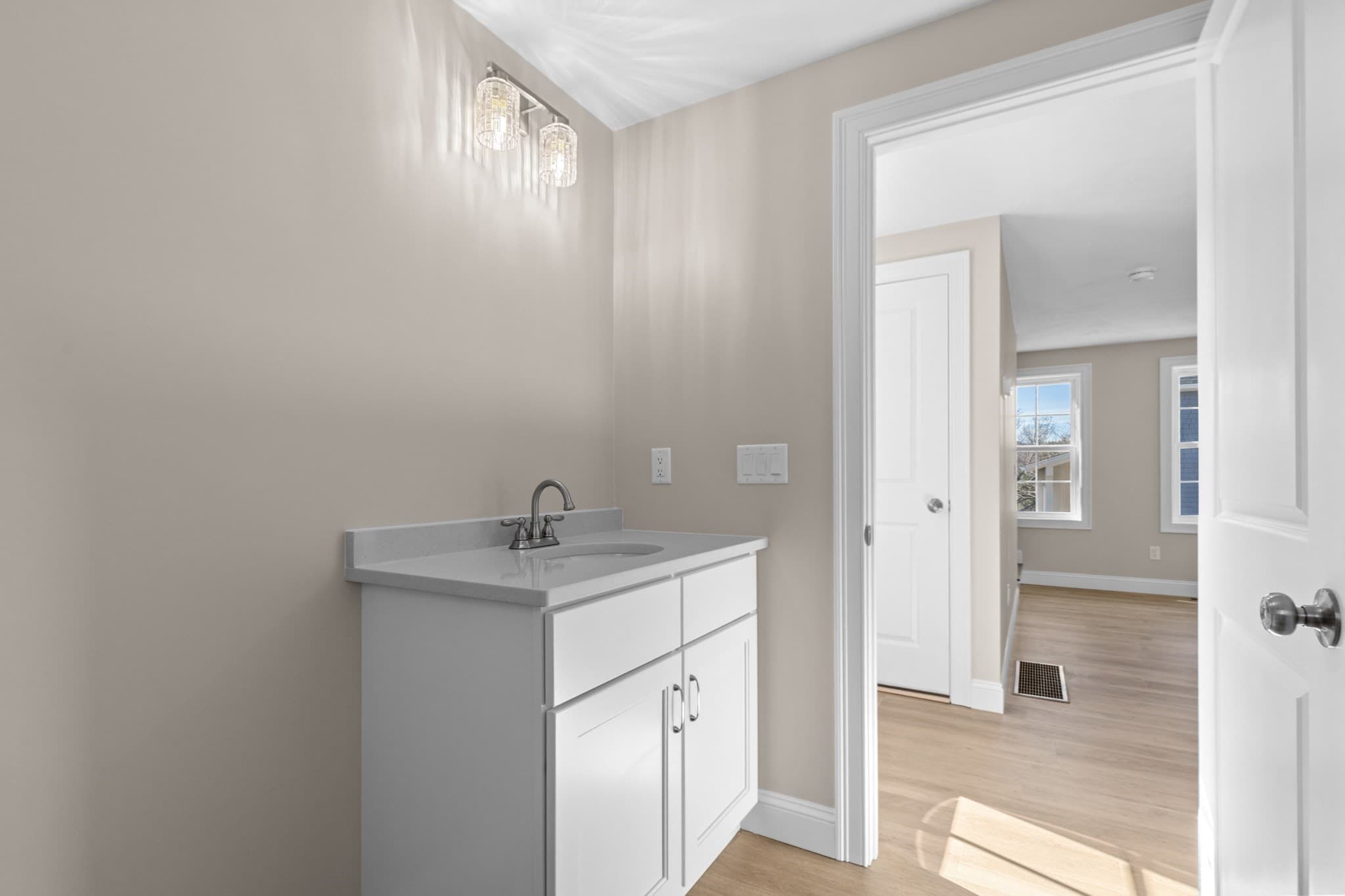 Single Family Residence at 1234 State Rd # 5, Plymouth MA 02360, photo 15 of 37