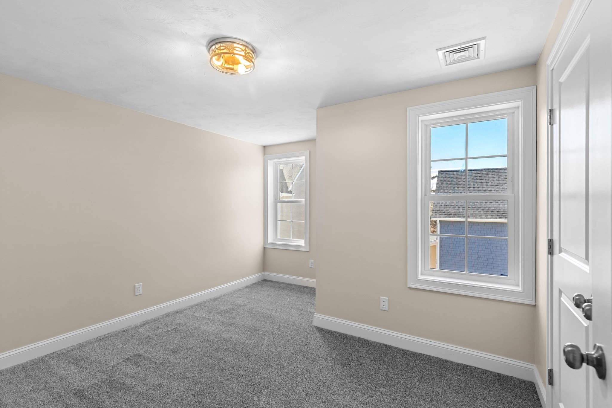 Single Family Residence at 1234 State Rd # 5, Plymouth MA 02360, photo 19 of 37