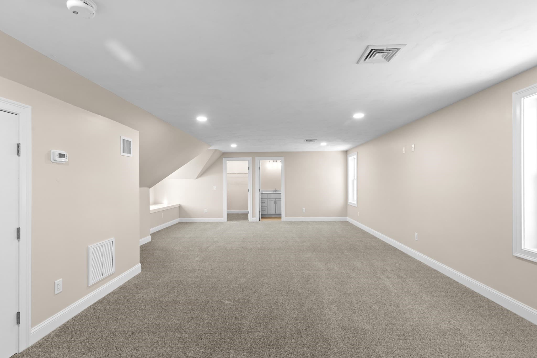 Single Family Residence at 1234 State Rd # 5, Plymouth MA 02360, photo 31 of 37