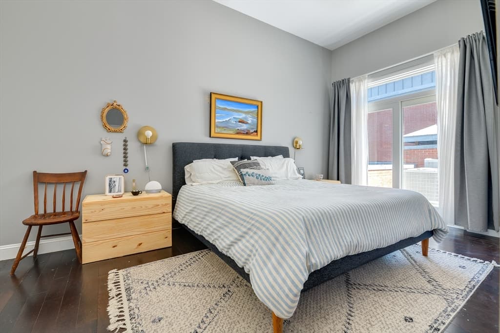 Condominium at 1721 Washington St # 201, Boston MA 02118, photo 2 of 16