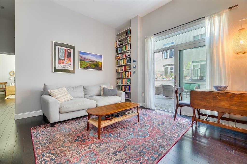 1721 Washington St # 201, Boston MA 02118