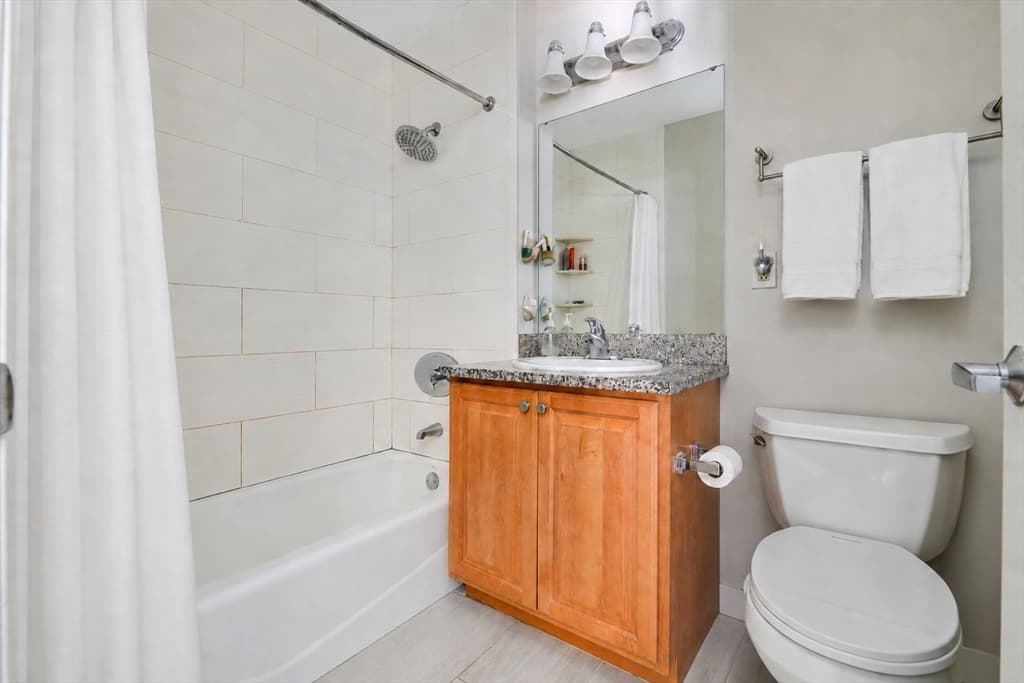 Condominium at 1721 Washington St # 201, Boston MA 02118, photo 5 of 16