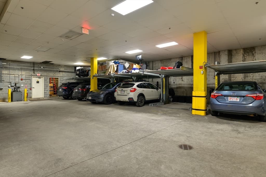 Condominium at 1721 Washington St # 201, Boston MA 02118, photo 9 of 16
