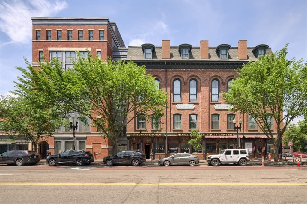 Condominium at 1721 Washington St # 201, Boston MA 02118, photo 14 of 16