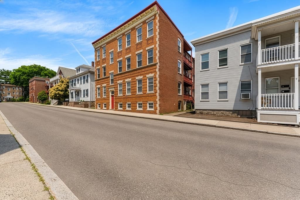 16 Leavitt St # 2, Salem MA 01970 photo 28