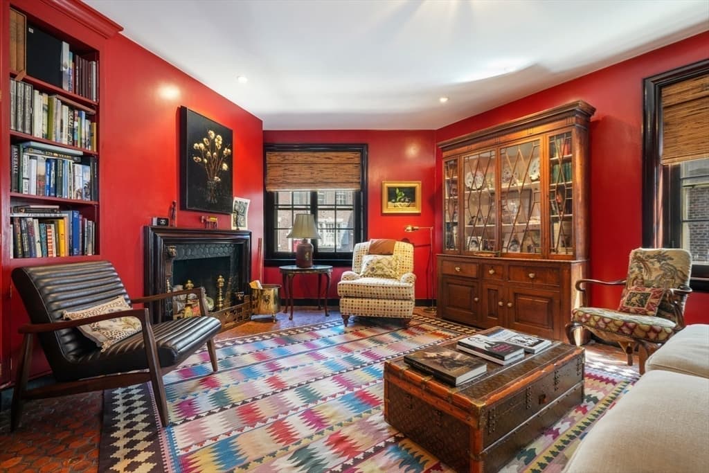 Single Family Residence at 1 West Hill Place, Boston MA 02114, photo 7 of 22