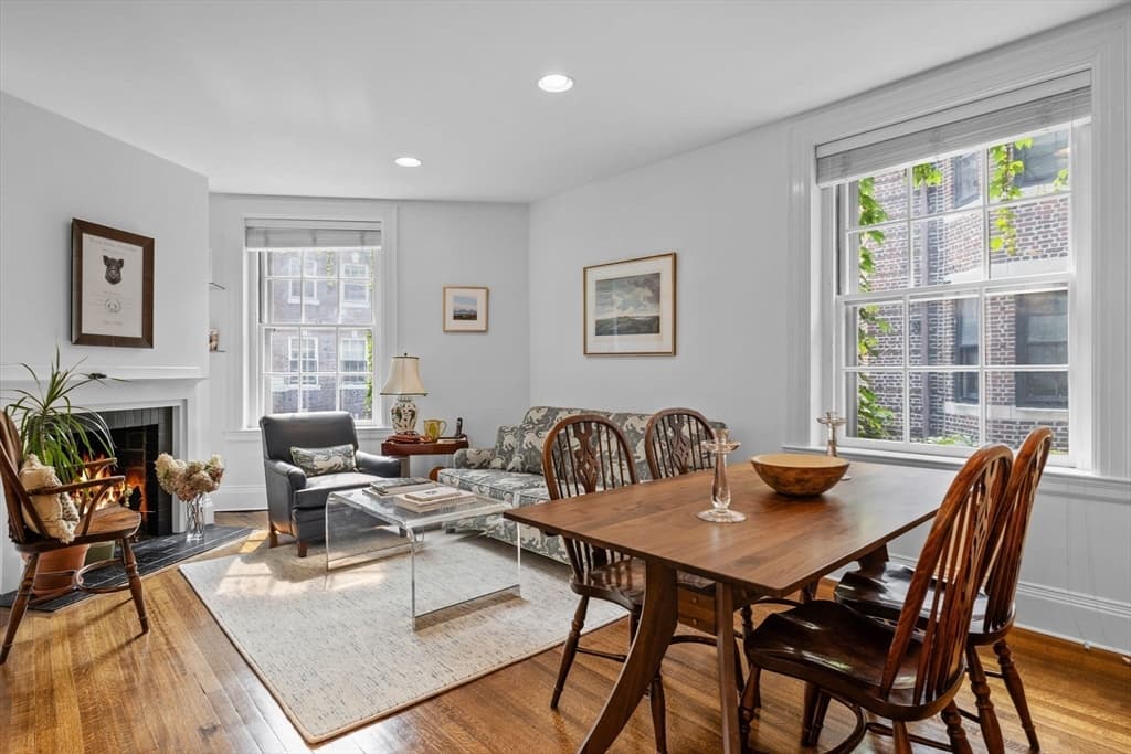 Single Family Residence at 1 West Hill Place, Boston MA 02114, photo 10 of 22