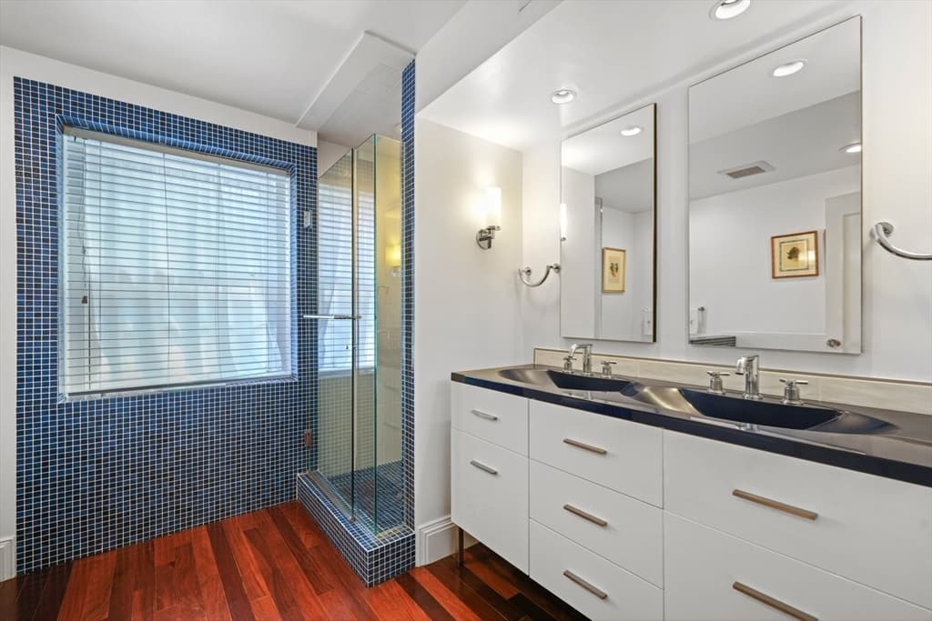 Single Family Residence at 1 West Hill Place, Boston MA 02114, photo 15 of 22