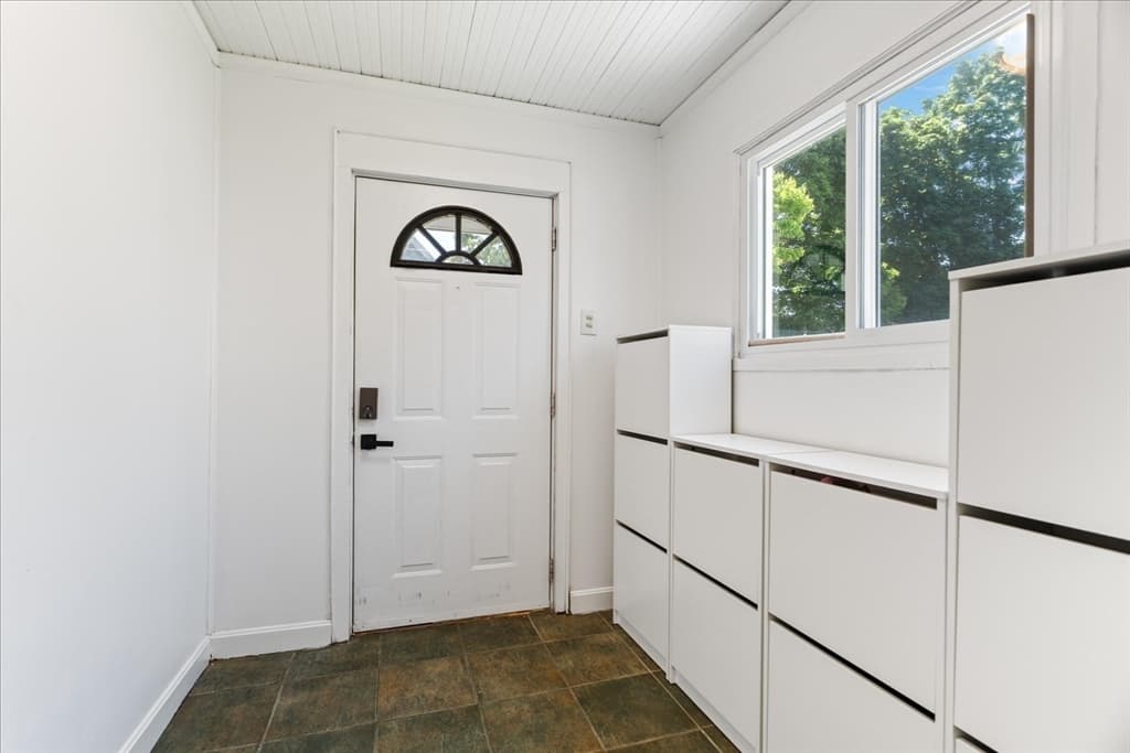 Single Family Residence at 56 Congress Place, Dedham MA 02026, photo 7 of 36