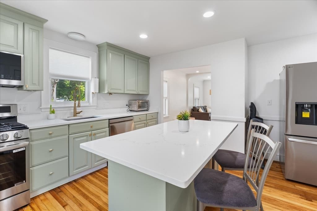56 Congress Place, Dedham MA 02026