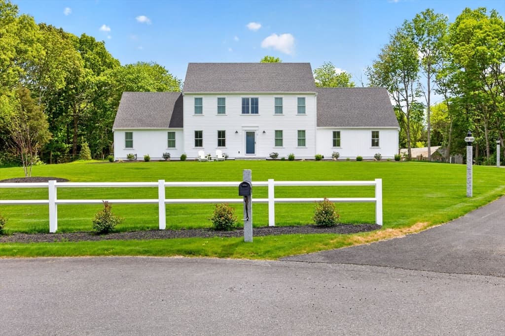 4 Gimme Circle, Sandwich MA 02653