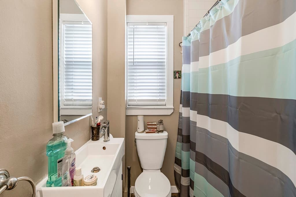 Condominium at 38 Woodward St # 2, Boston MA 02127, photo 10 of 12