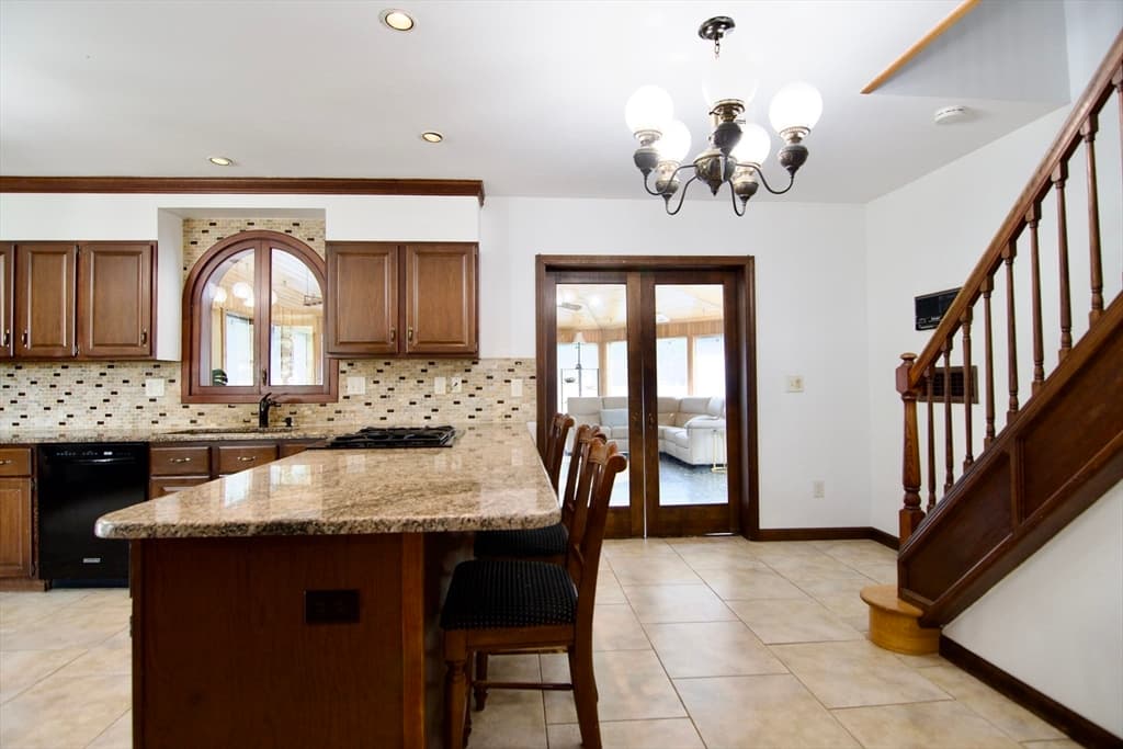 Single Family Residence at 597 Chapin St, Ludlow MA 01056, Ludlow, photo 11 of 42