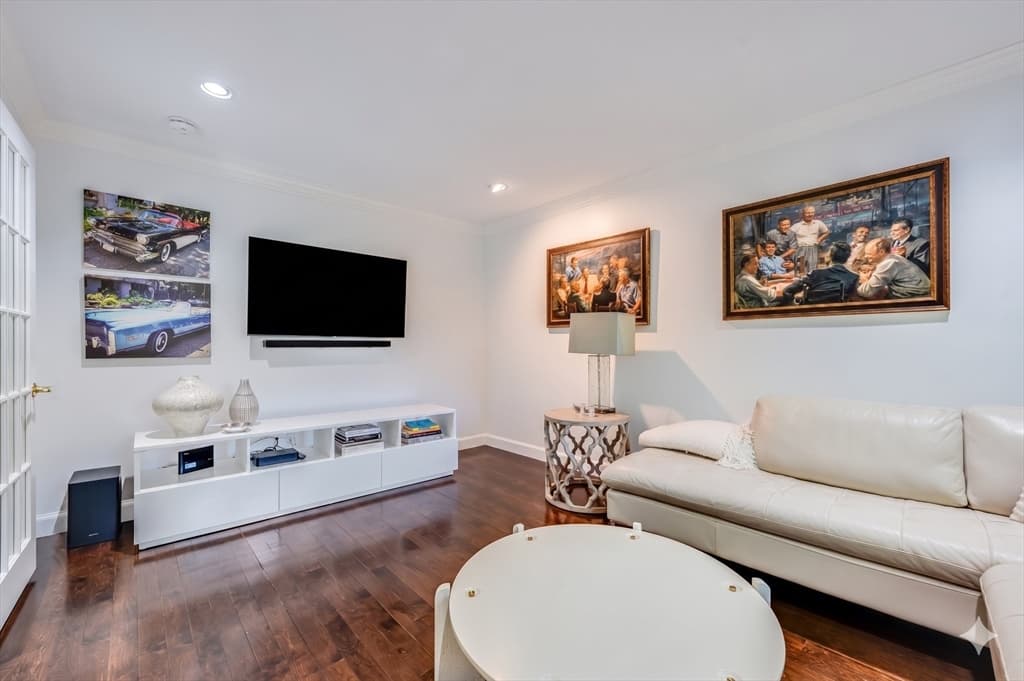 Condominium at 439 Dedham St # C, Newton MA 02459, photo 11 of 28