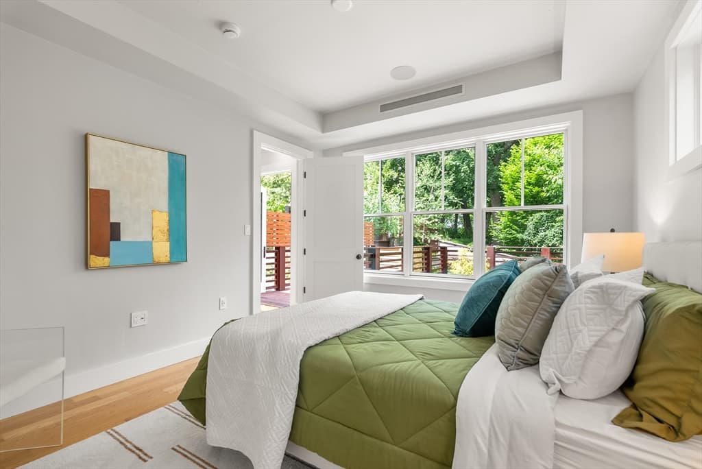 24 Sigourney St # 2, Boston MA 02130 photo 32