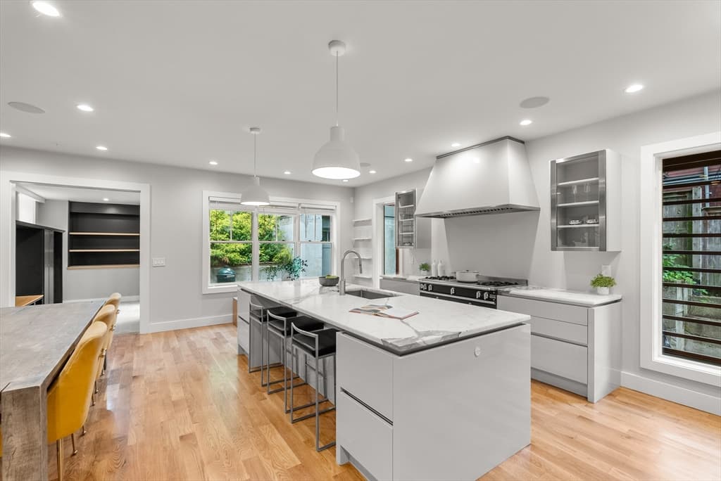 24 Sigourney St # 2, Boston MA 02130 photo 9