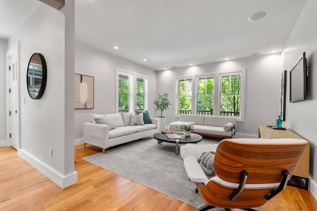 24 Sigourney St # 2, Boston MA 02130 photo 15