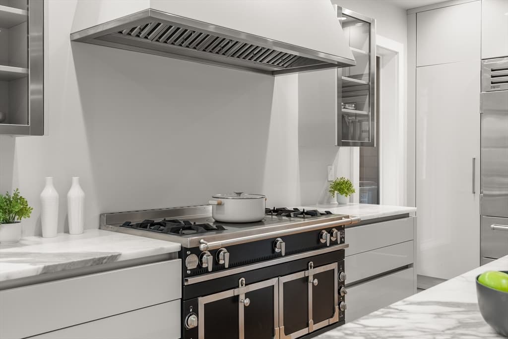 24 Sigourney St # 2, Boston MA 02130 photo 11