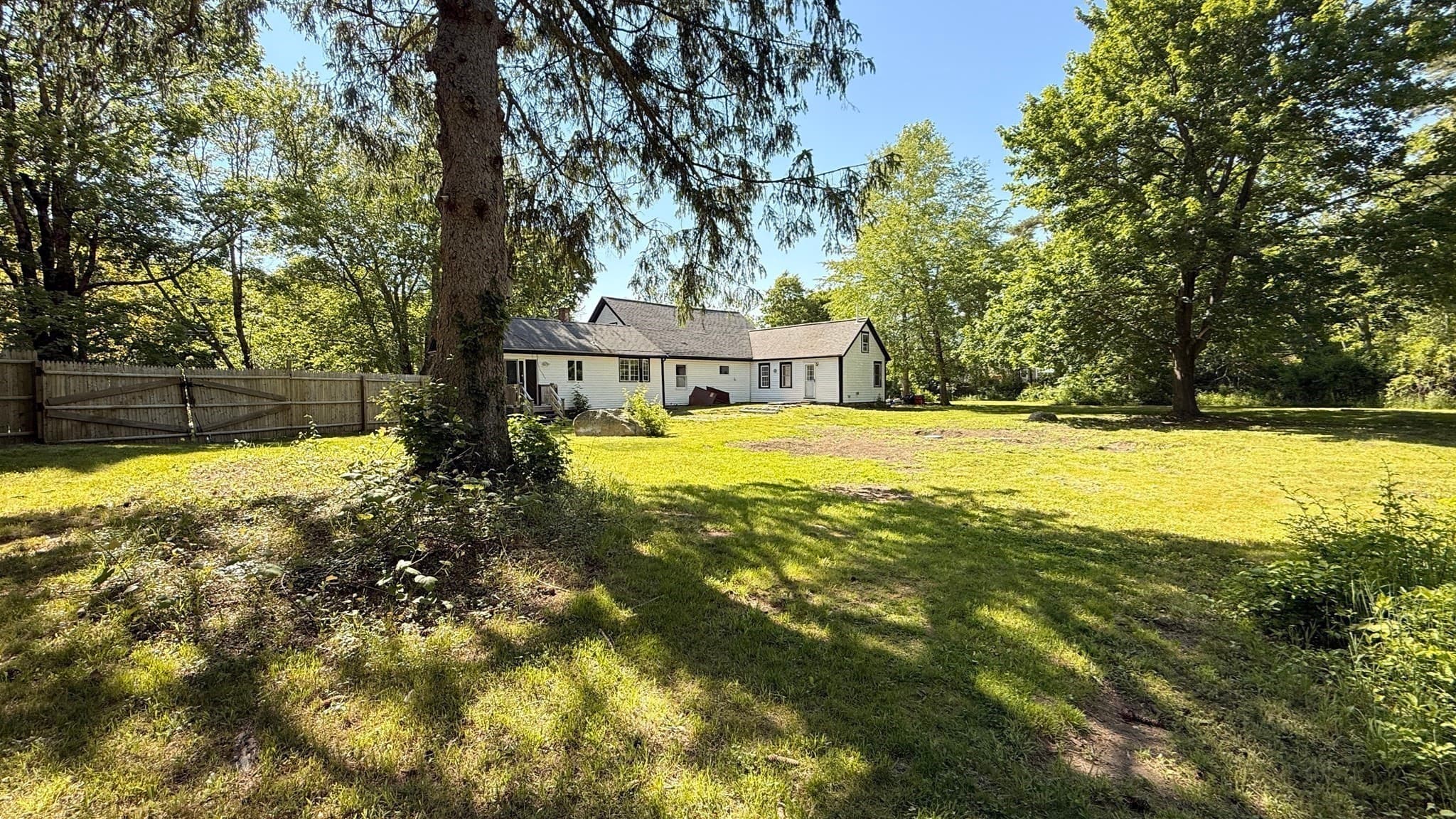Single Family Residence at 36 Spruce, Middleboro MA 02344, photo 3 of 39