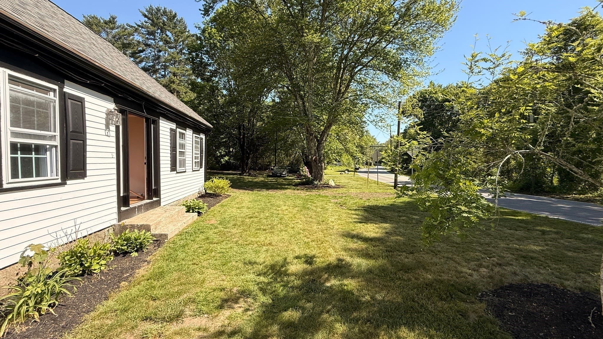 Single Family Residence at 36 Spruce, Middleboro MA 02344, photo 5 of 39