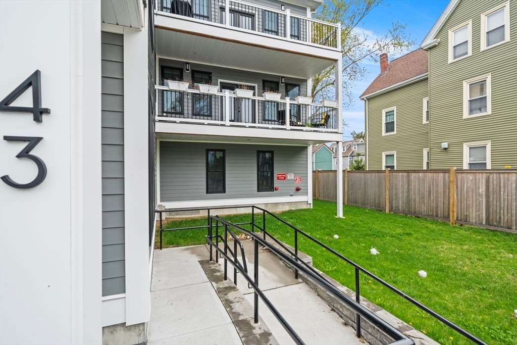 Condominium at 43 Withington St # 3, Boston MA 02124, Boston, photo 2 of 24