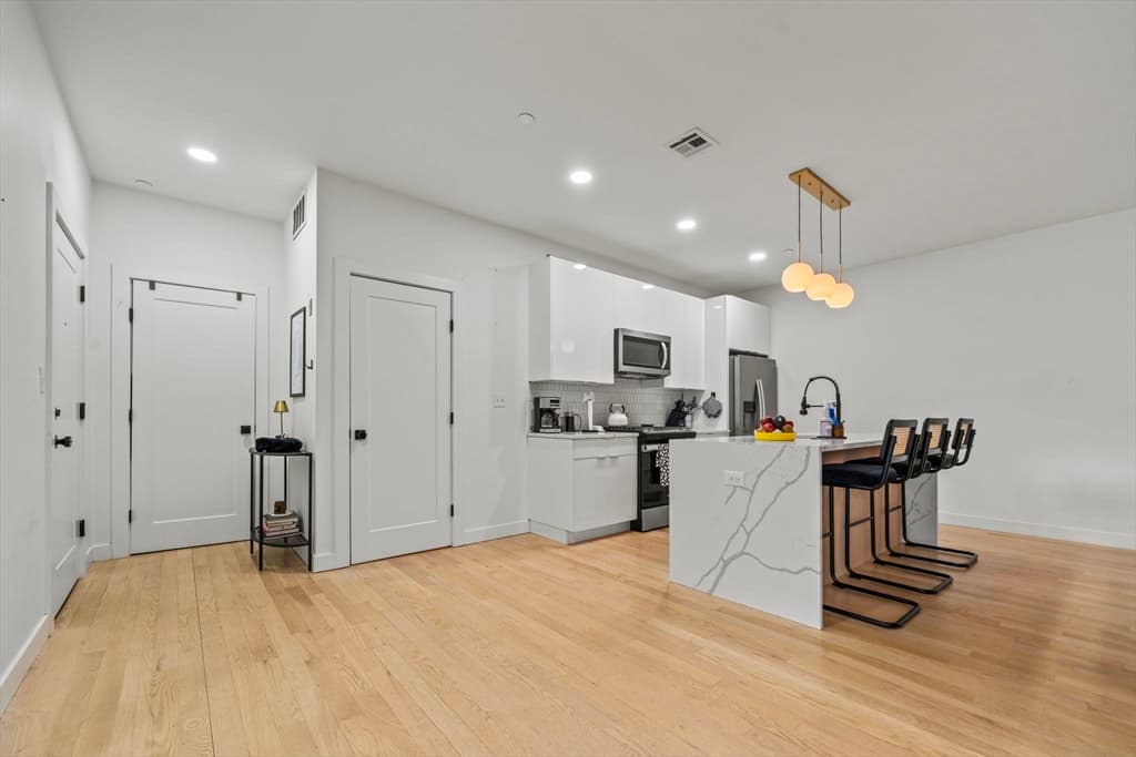 Condominium at 43 Withington St # 3, Boston MA 02124, Boston, photo 9 of 24