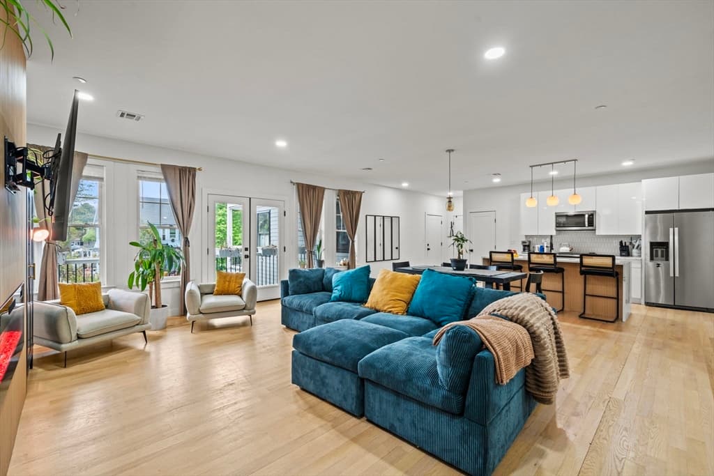 Condominium at 43 Withington St # 3, Boston MA 02124, Boston, photo 14 of 24