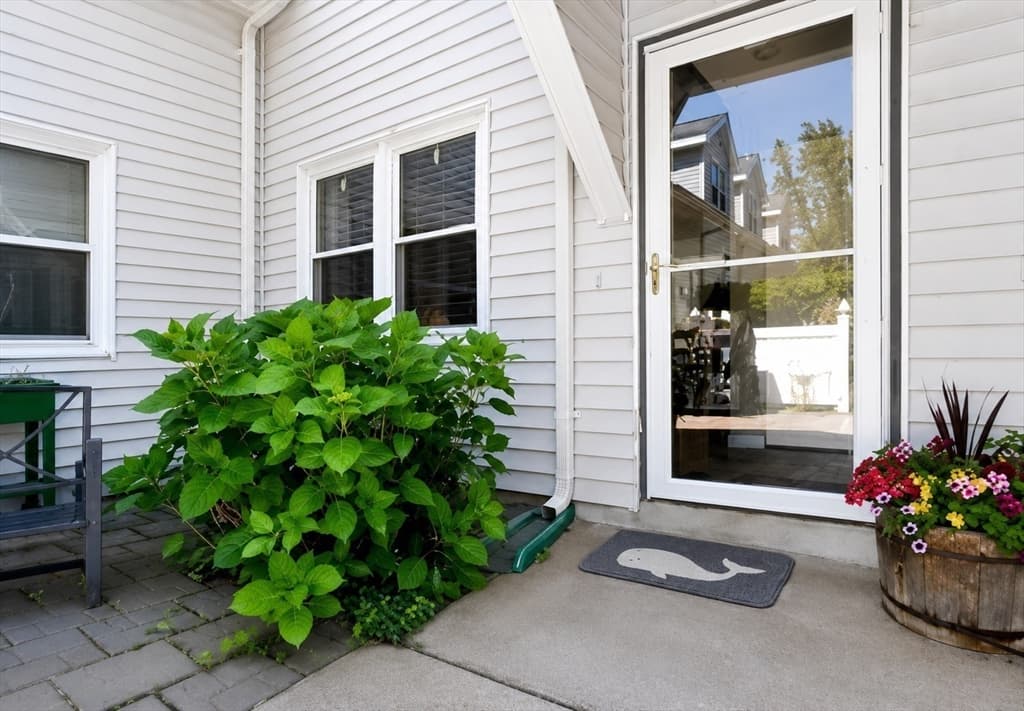26 School St # 7, Hull MA 02045 photo 2