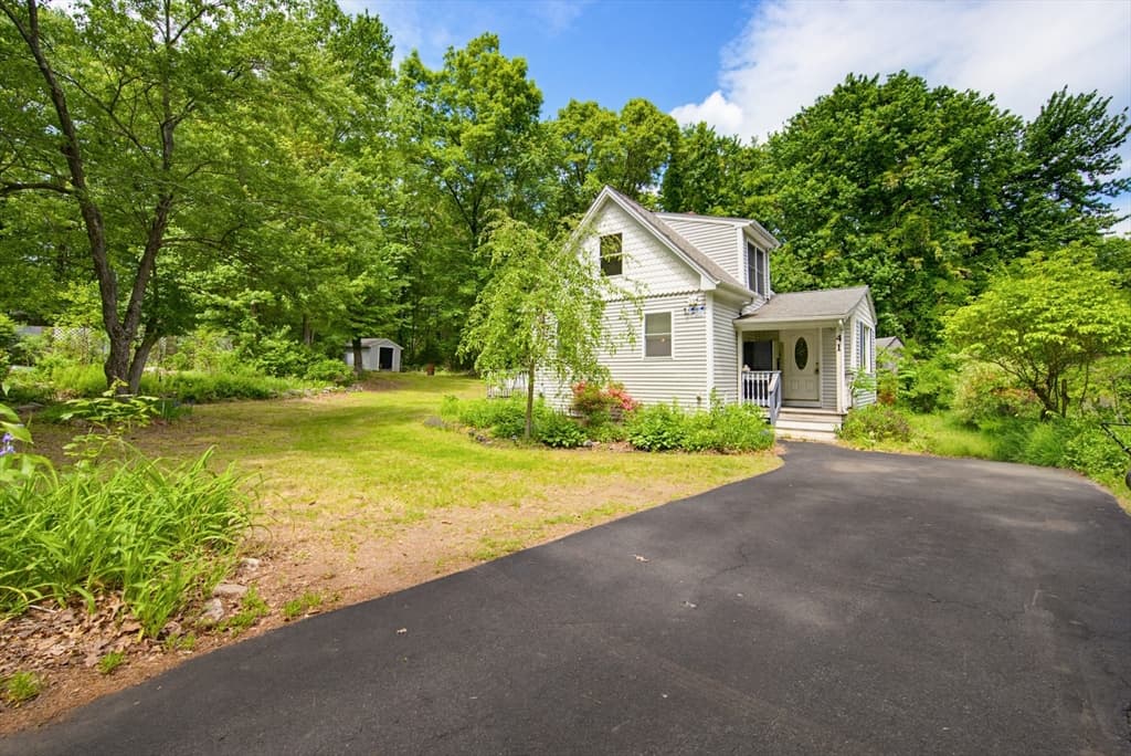 41 Jordan Road, Franklin MA 02038