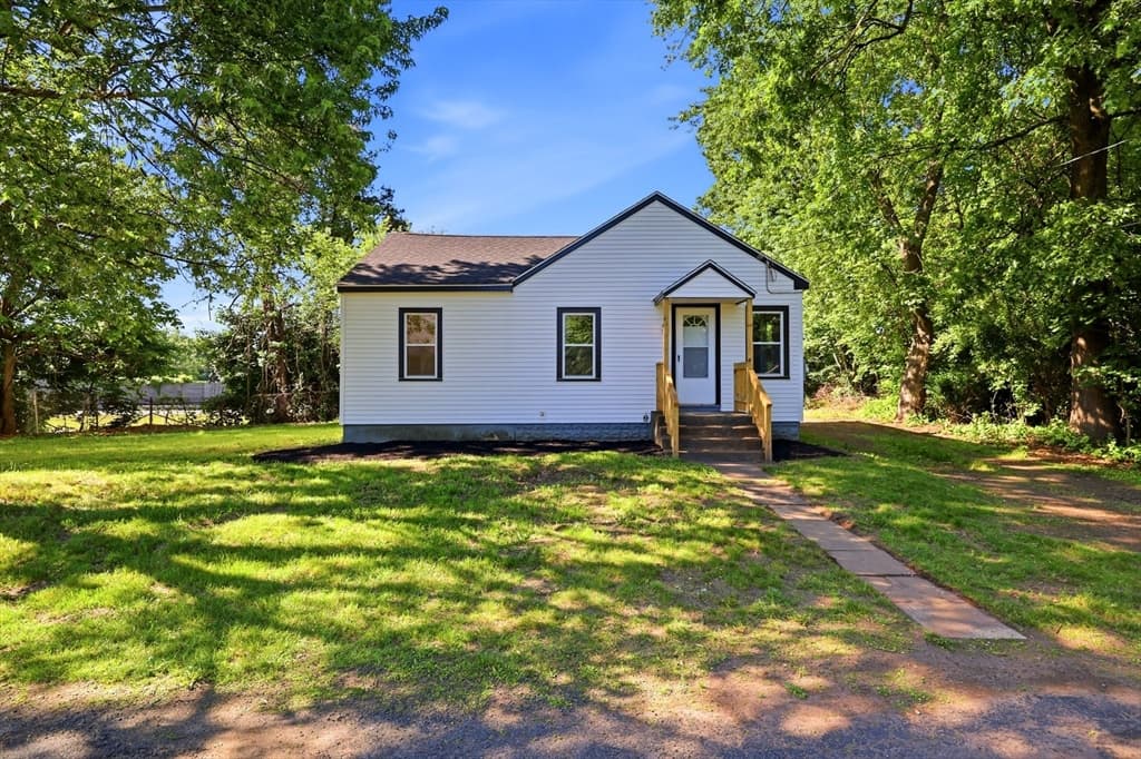 68 Fairview Street, Ludlow MA 01056