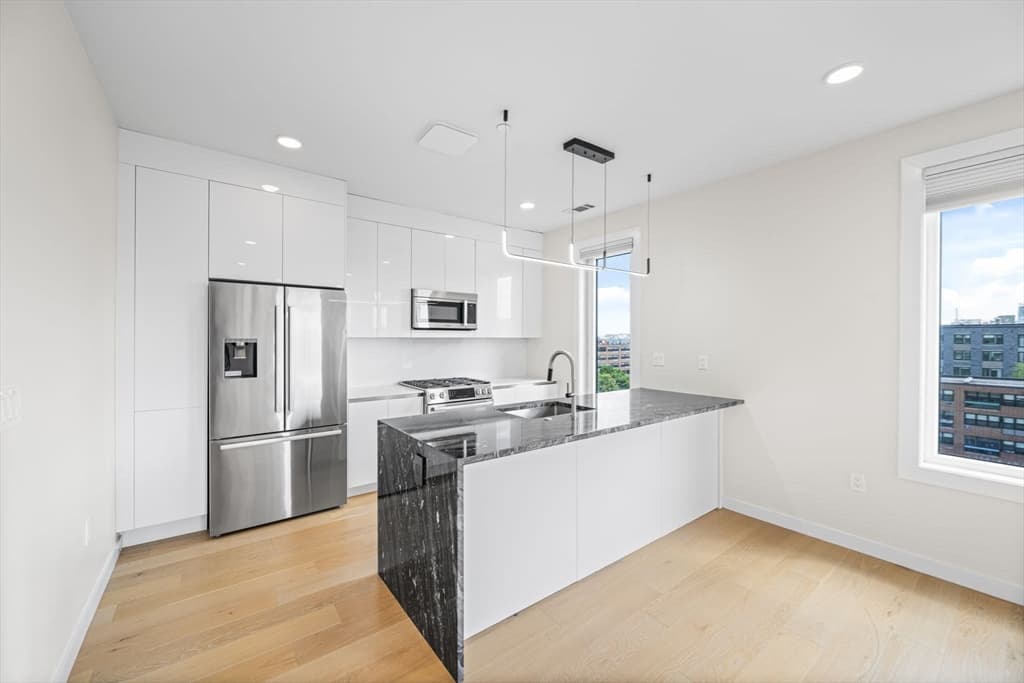 Condominium at 2 Maverick Square, Boston MA 02128, Boston, photo 10 of 24